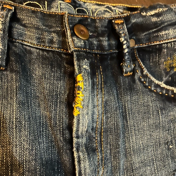 Goldsign cutoff shorts in distressed wash size 27 - Picture 5 of 10